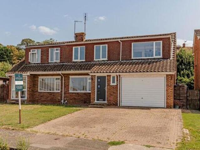 House for sale in Oad Street, Kent