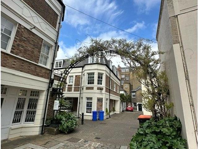 Apartment for rent in Belgravia, Greater London