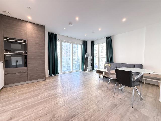 House for rent in Kidbrooke, Greater London