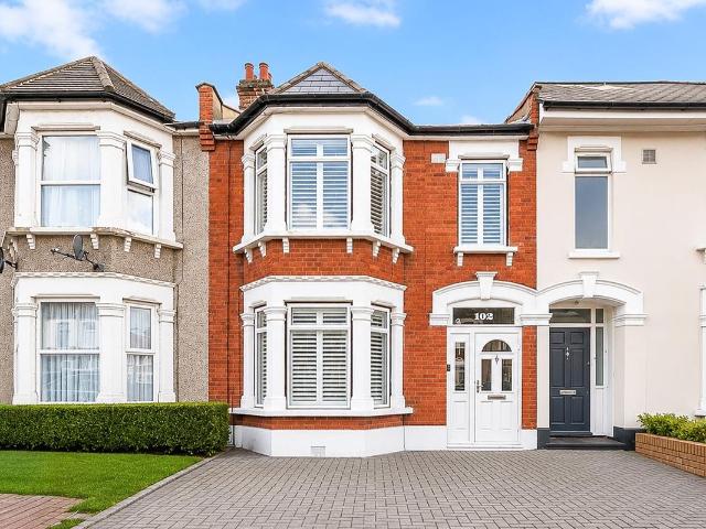 House for rent in Seven Kings, Greater London