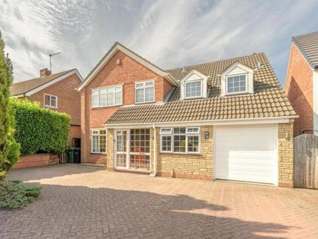 House for sale in Stourbridge, West Midlands