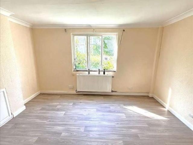Apartment for rent in Greenhithe, Dartford
