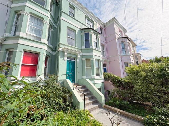 Apartment for rent in Old Town, Guestling Green