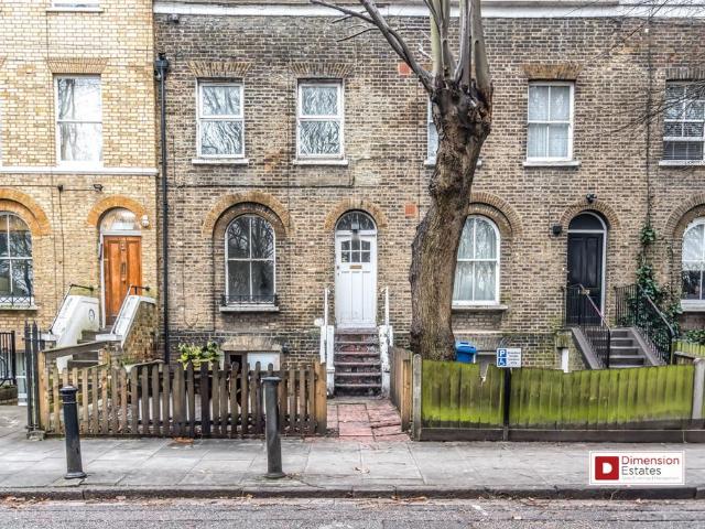 Apartment for rent in Astley Estate, Greater London