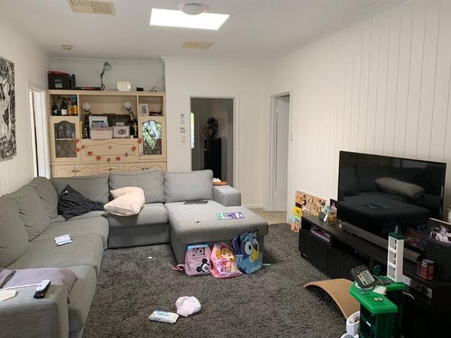 Room for rent in Camerons Creek, Victoria
