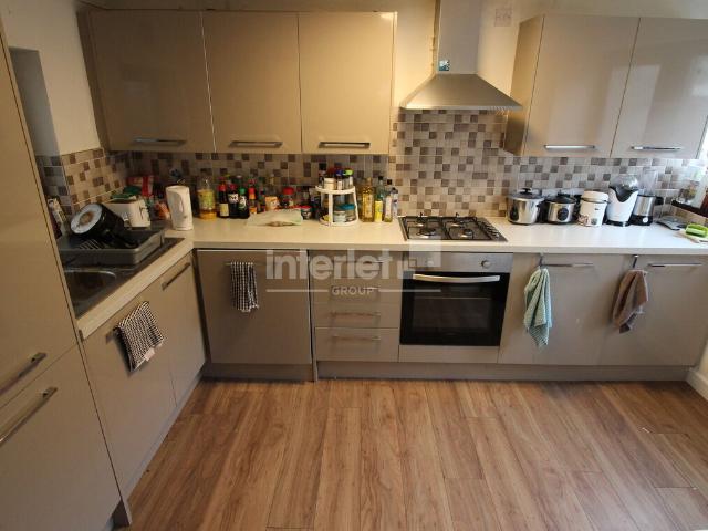 Apartment for rent in Maindy, Cardiff