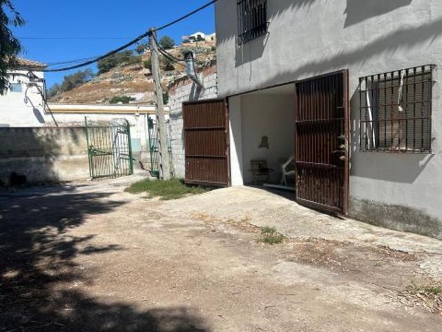 Local Comercial en venta en Baena, Andalucía
