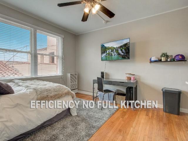 Apartment for rent in Canoga Park, California