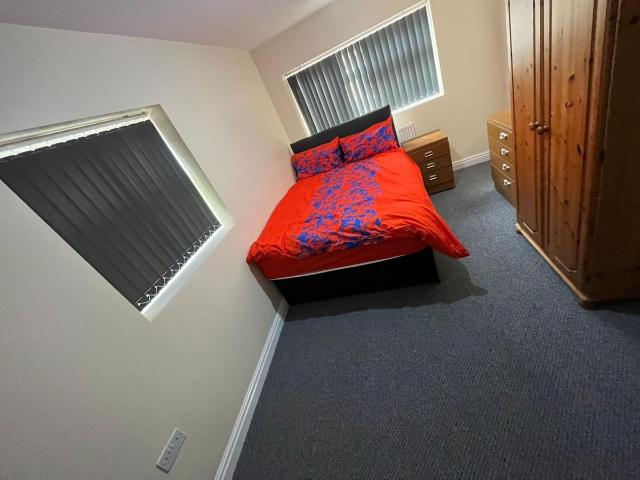 Room for rent in Rednal, West Midlands