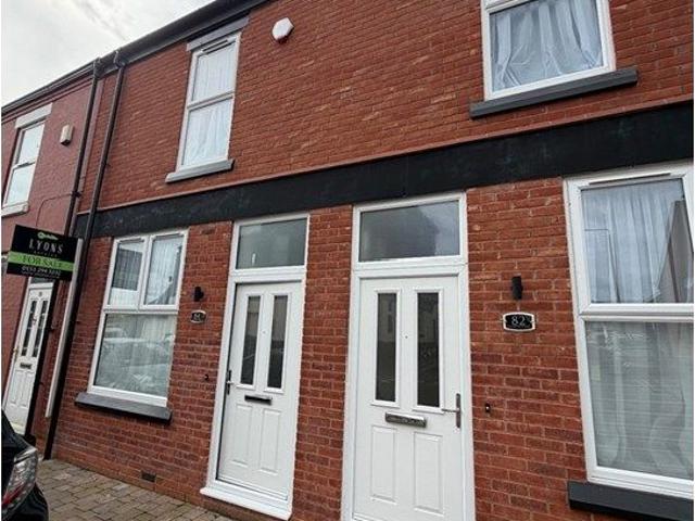 House for rent in Calderstones
