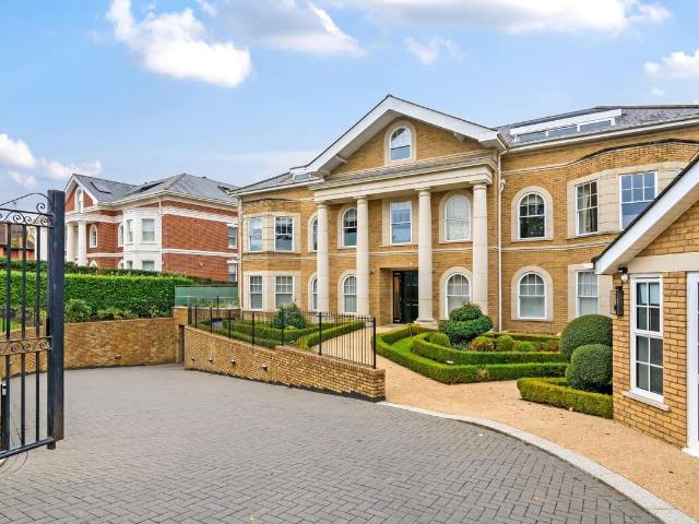 Apartment for rent in Cockfosters, Greater London