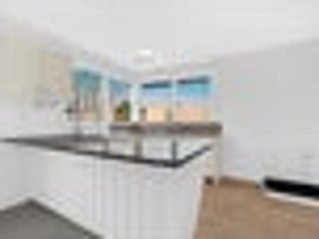 Apartment for rent in Howick East, Howick
