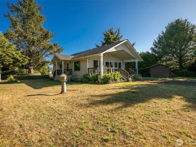 House for sale in Ocean Shores