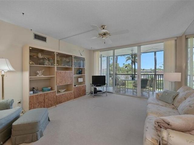 Condo for sale in Bonita Springs