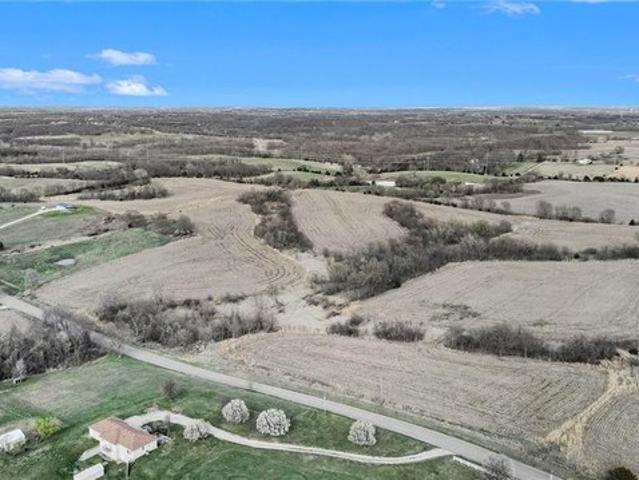 Farm for sale in Edgerton, Missouri