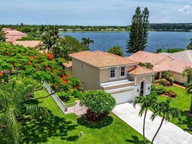 House for sale in Coconut Creek House for sale in Coconut Creek