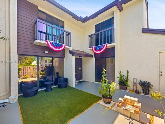 House for sale in Coconut Creek