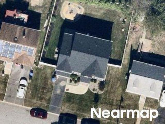 House for sale in Avenel, New Jersey