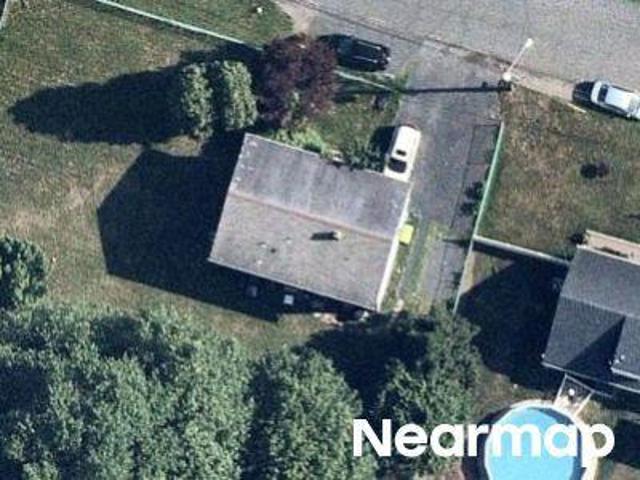 House for sale in Kendall Park, New Jersey