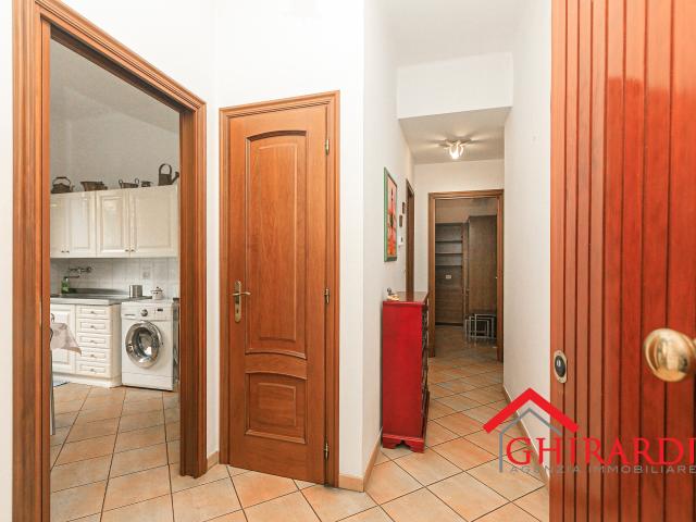 Appartamento in affitto a Medio Ponente, Serra Riccò