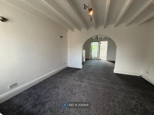 House for rent in Waingroves, Amber Valley