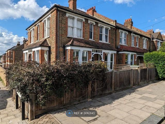 House for rent in London Borough of Lewisham, Greater London