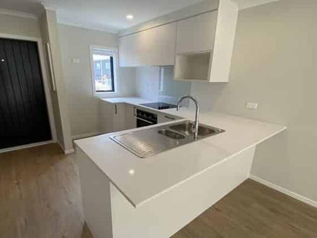 Townhouse for rent in Rapanui