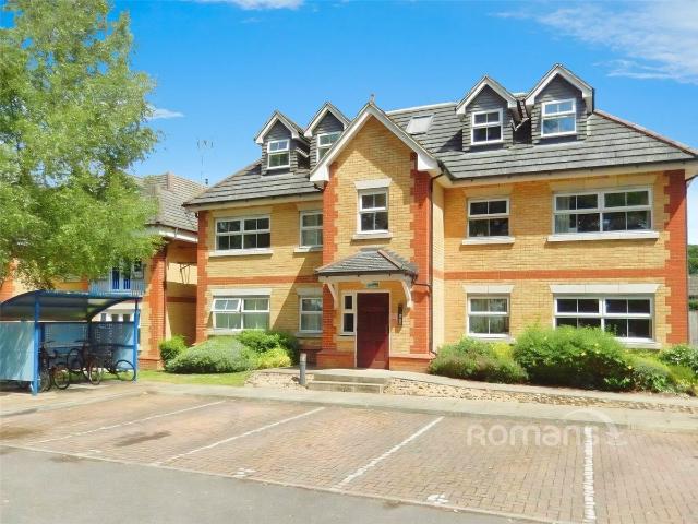 Apartment for rent in Farnborough Green, Rushmoor
