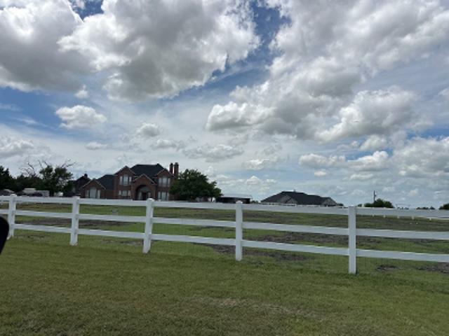 House for sale in Ellis, Texas