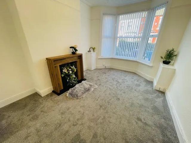 House for rent in Orrell Park, Calderstones