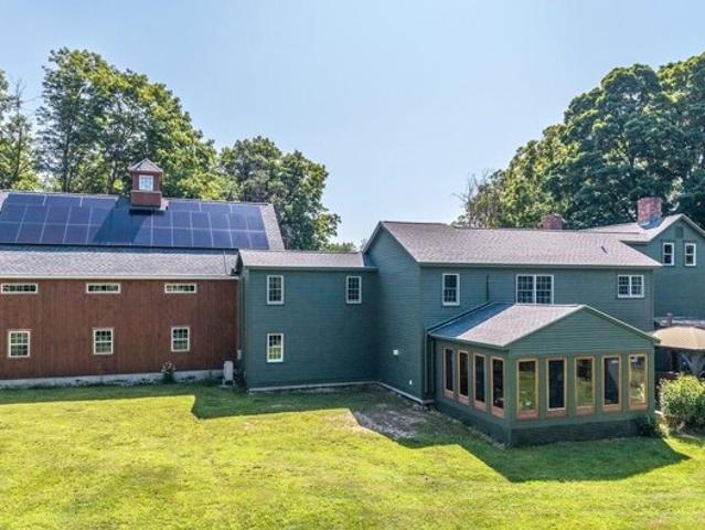 House for sale in Deerfield, Rockingham County