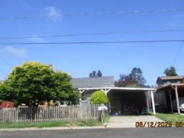 House for sale in Freedom