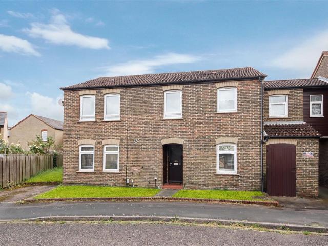 House for rent in Barnwell, Arbury
