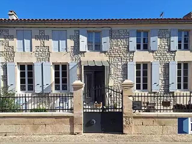 Maison vente à Cognac