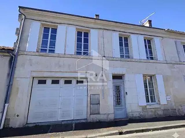 Maison vente à Cognac