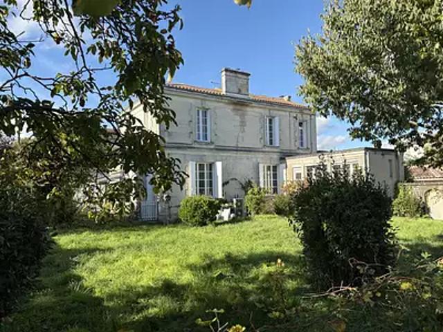 Maison vente à Cognac