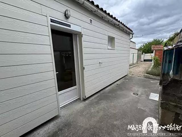 Maison location à Faubourg d'Angoulême, Cognac