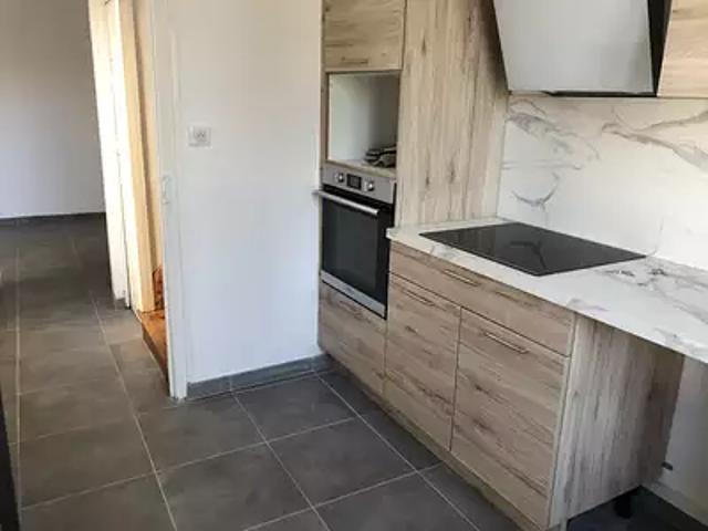 Maison location à Faubourg d'Angoulême, Cognac