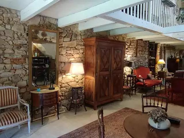 Maison vente à Rochechouart, Cognac-la-forêt