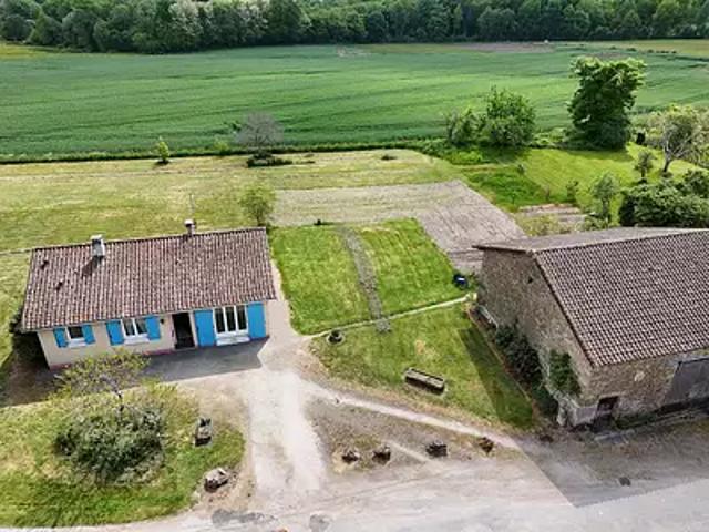 Maison vente à Rochechouart, Cognac-la-forêt