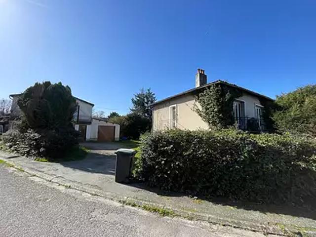 Maison vente à Rochechouart, Cognac-la-forêt