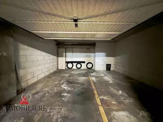 Garage vente à Arrondissement de Draguignan, Cogolin