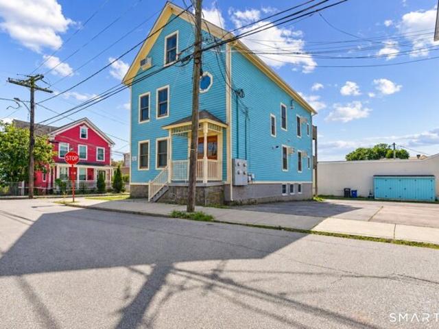 Condo for sale in New London, Connecticut