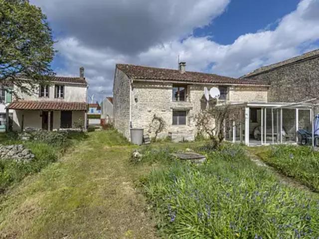 Maison vente à Saint-Jean-d'Angély, Coivert