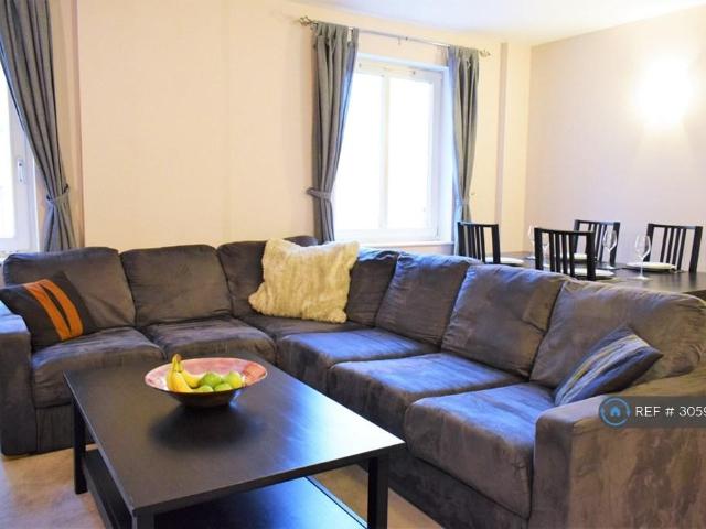 Apartment for rent in St. George in the East, Greater London