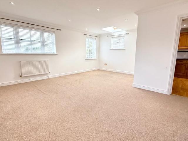 Apartment for rent in Hythe, Fordham Heath