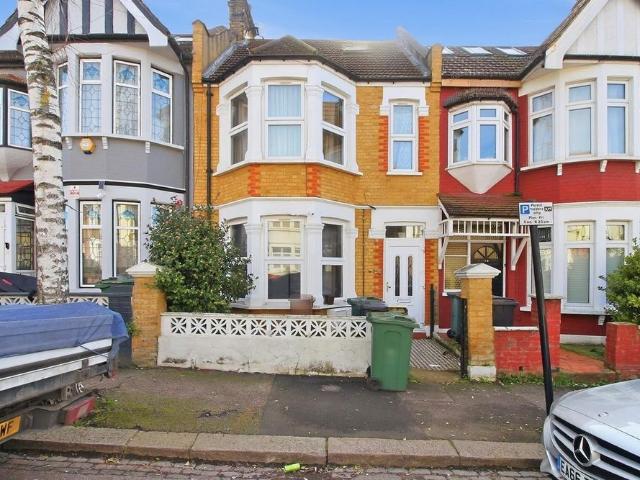 Apartment for rent in Leyton, Greater London