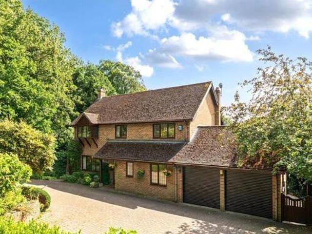 House for sale in Thatcham, West Berkshire