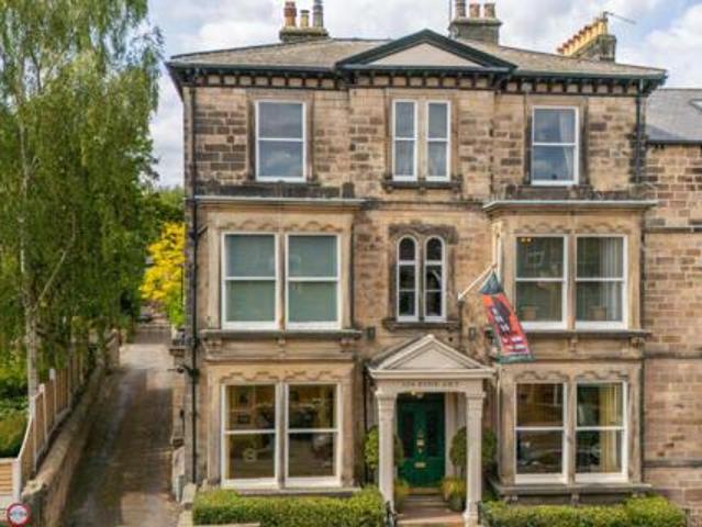 House for sale in Harlow, Harrogate