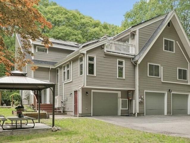 House for sale in Northborough, Massachusetts